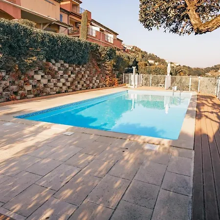 Bel Appartement, Terrasse, Piscine, Vue Sur Golf * סן-מקסים